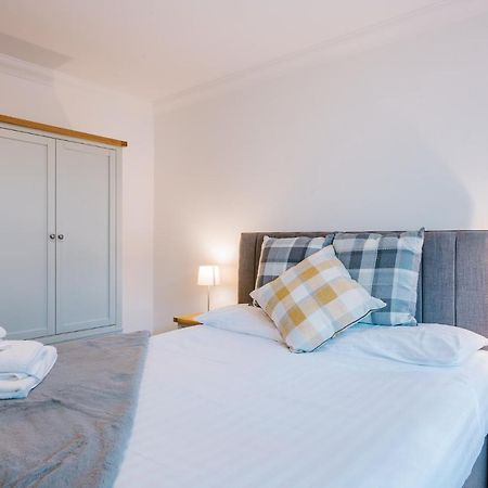 05Th Residence Of Lord Avenue Sleeps Five People Northampton Exteriér fotografie
