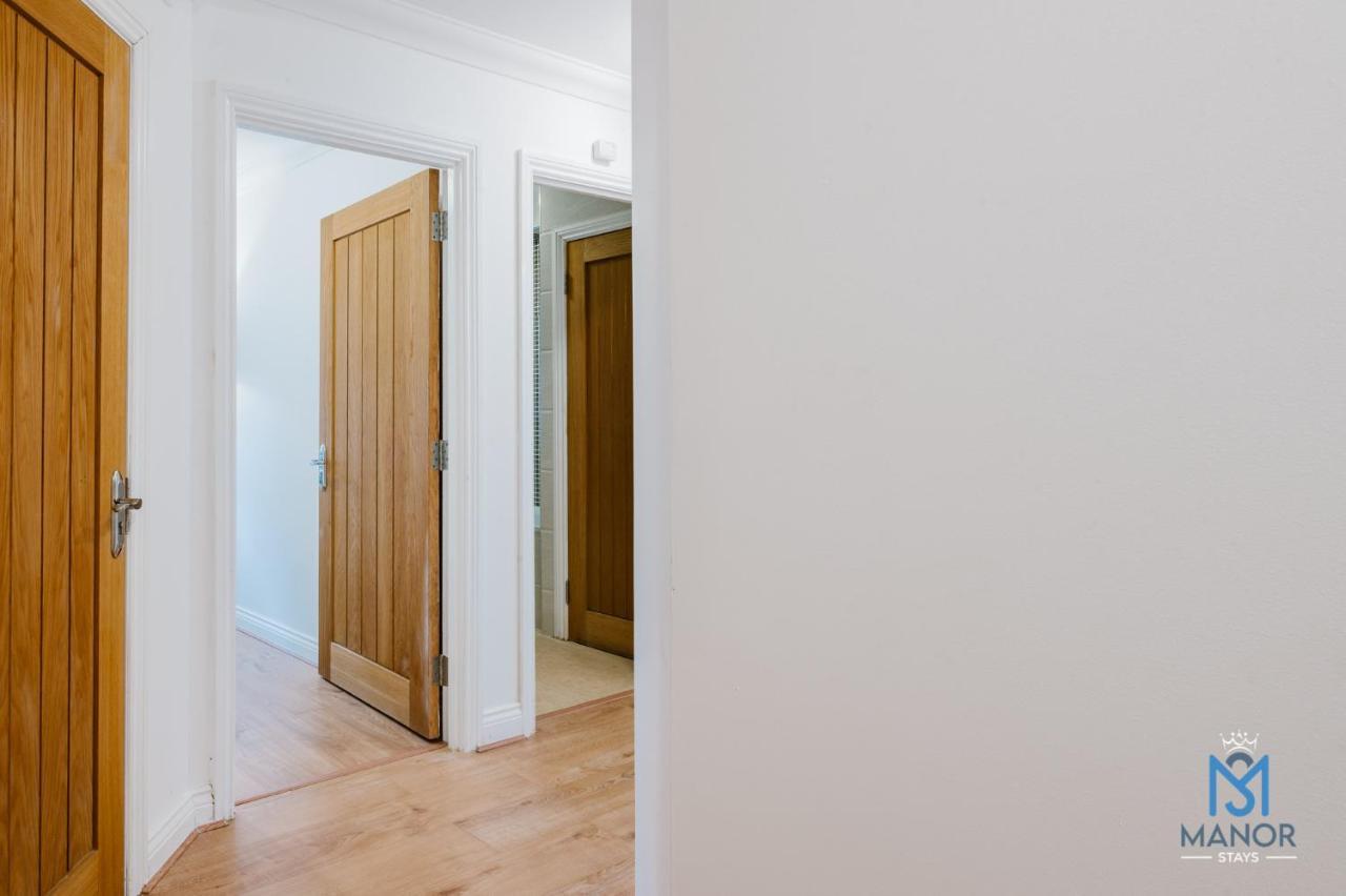 05Th Residence Of Lord Avenue Sleeps Five People Northampton Exteriér fotografie